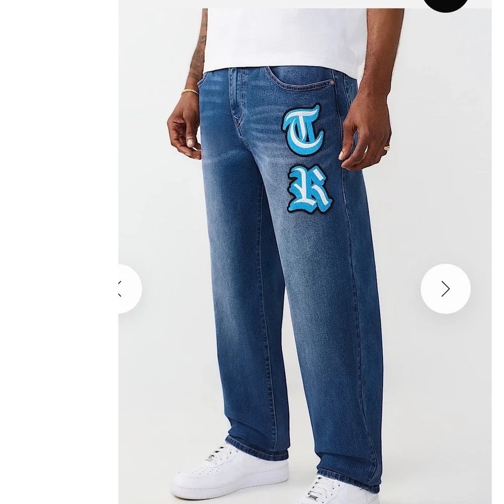 True Religion Bobby Applique Jeans Mens 32W 32L Medium Blaze Wash TR Logo NWT